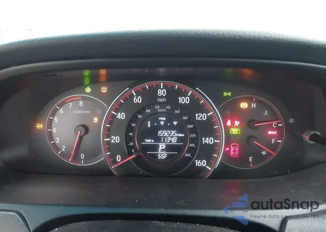 2017 Honda Accord Sport z USA, uszkodzony, nr VIN 1HGCR2F52HA292257